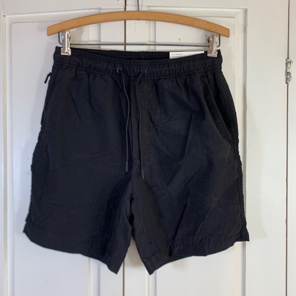American Eagle 24/7 Trekker Short Black XS Athletic Hiking Shorts Gorpcore NEW